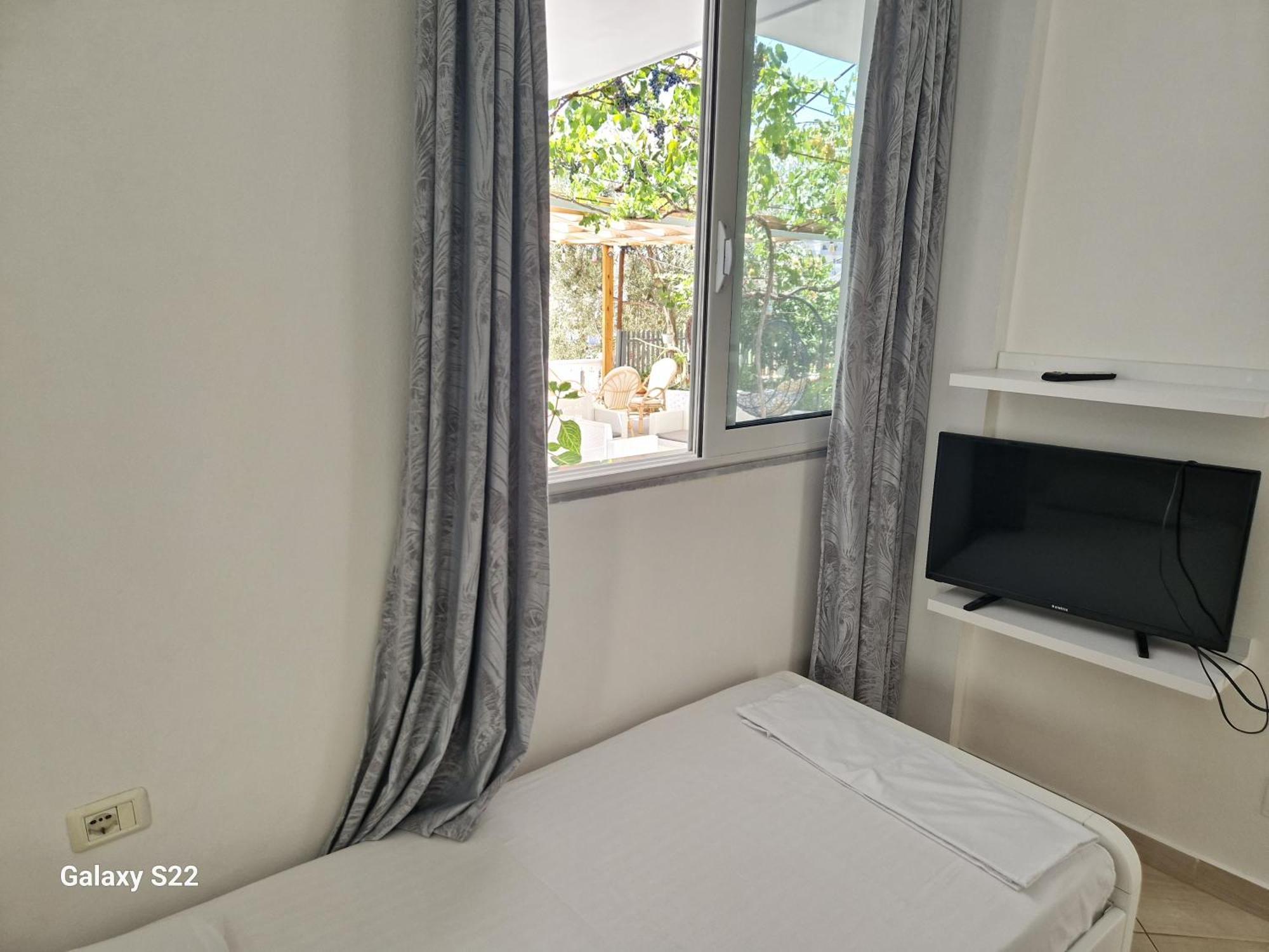 Sala Apartment'S Sarande Luaran gambar